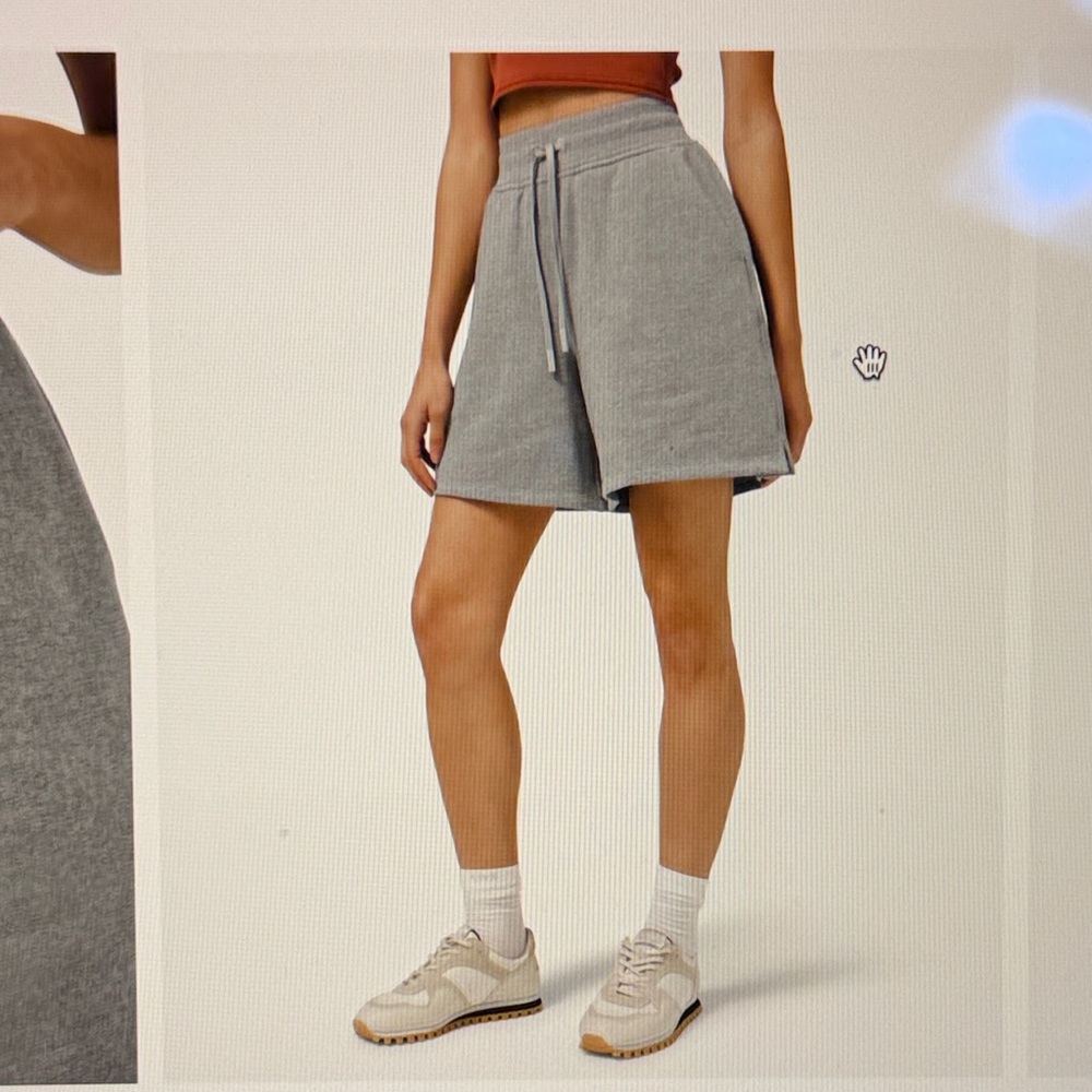 Lululemon All Yours HR Short 7” Sz:6 Grey